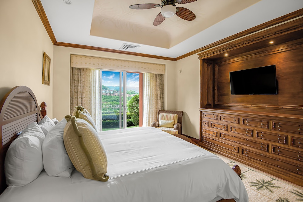 Premium Condo, 3 Bedrooms