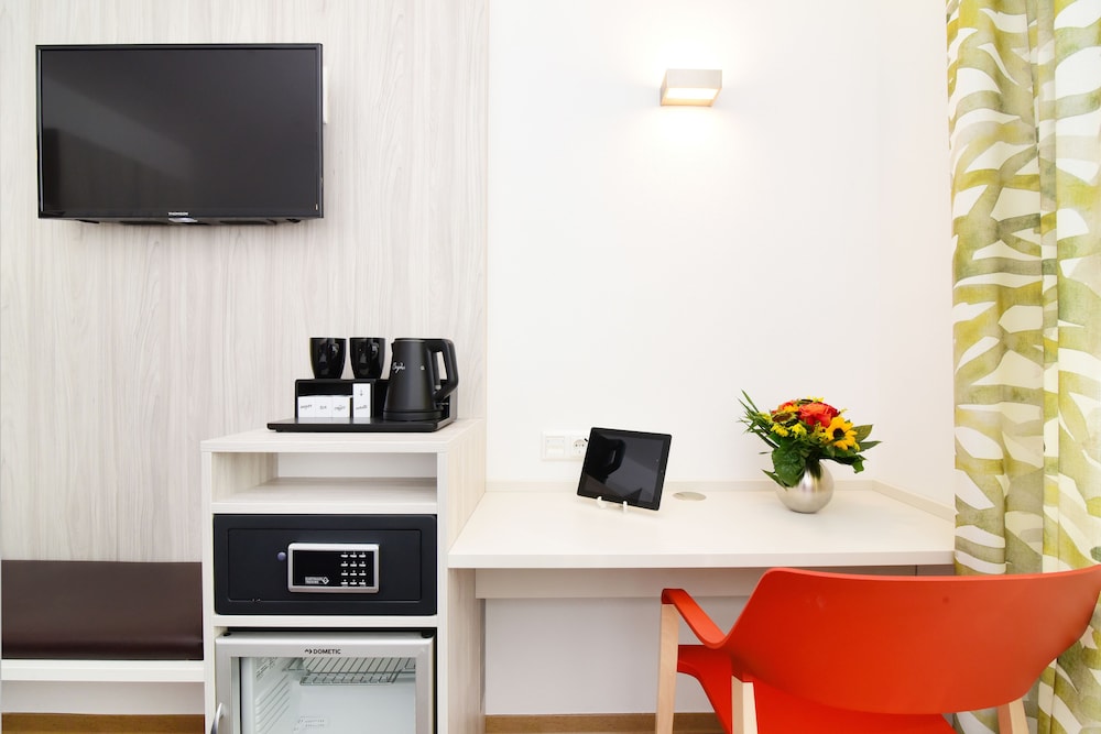 Business Double Room photo 3