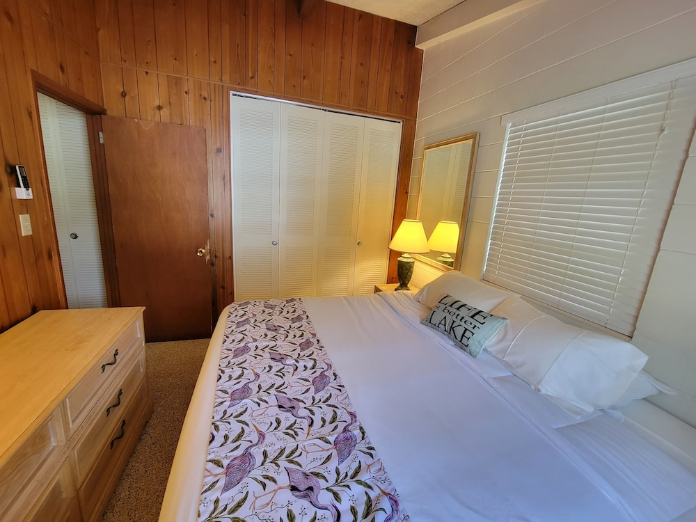 2 bedroom with kitchen