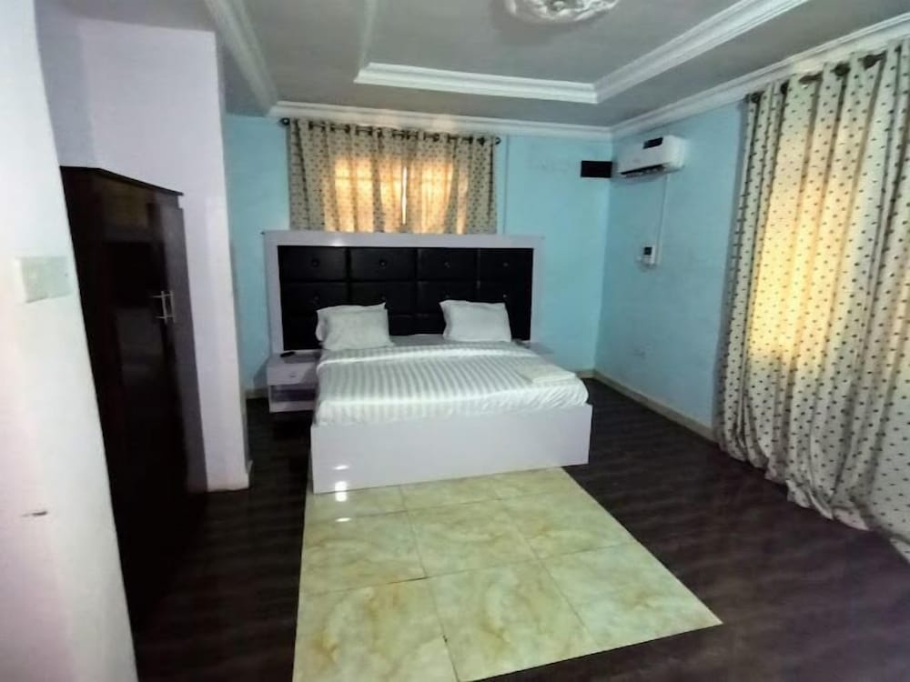 Deluxe Room, Balcony, City View photo 1