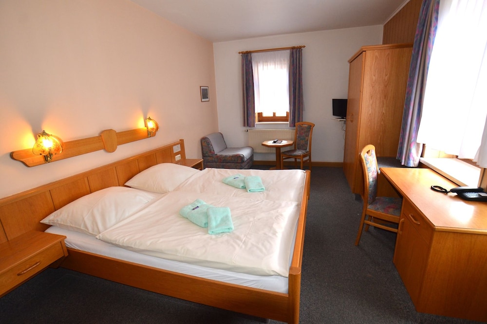 Double or Twin Room photo 1