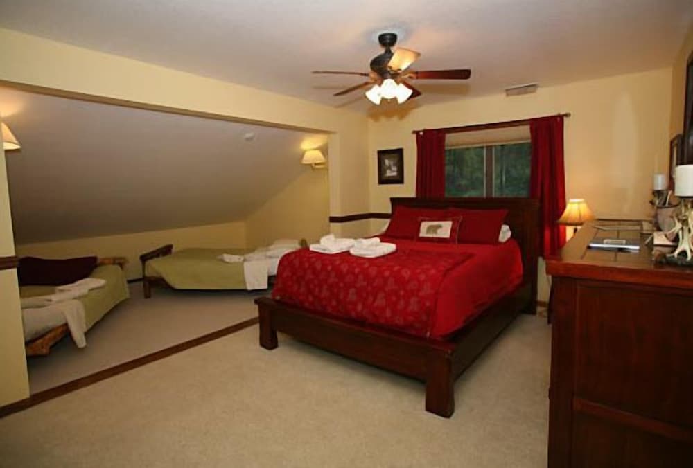 Solitude Room photo 1