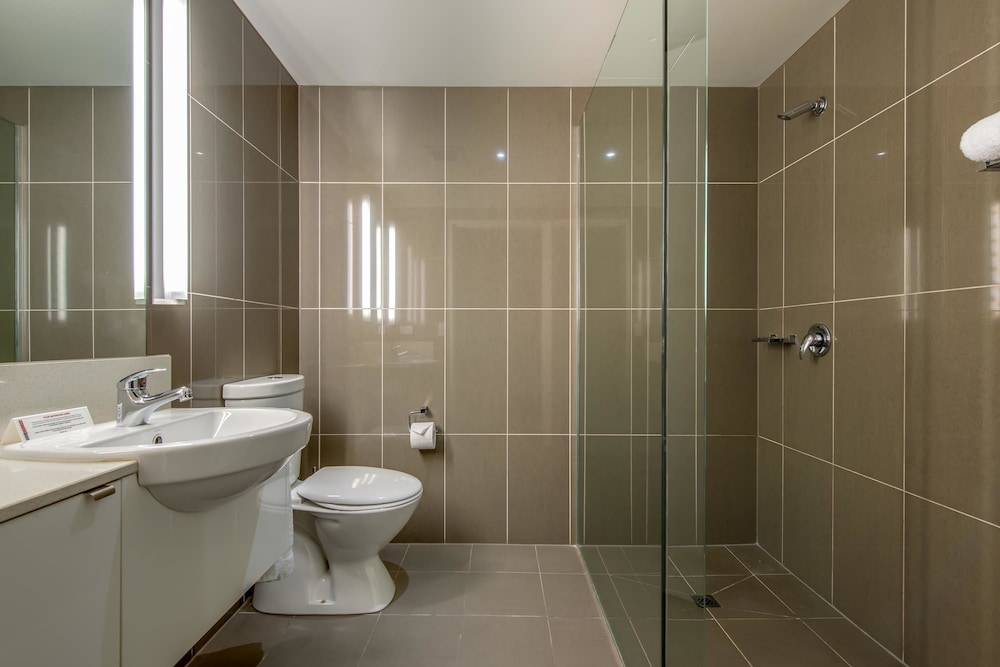 Executive Apartment, 1 Bedroom - Photo 10