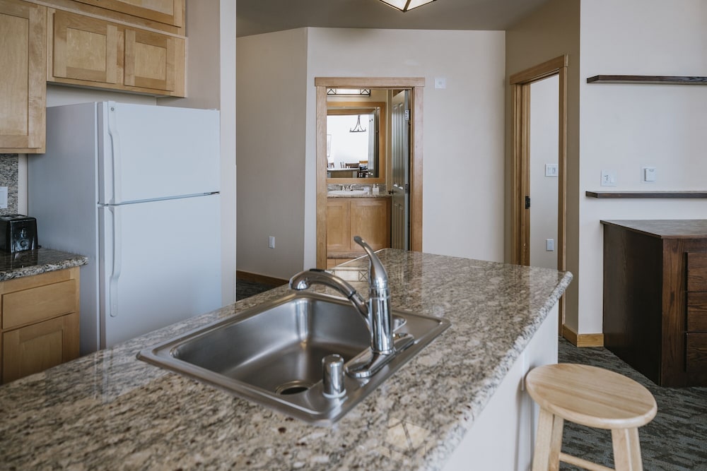 Condo, 2 Bedrooms (Two Bedroom Condominium with 2 Kings) - Photo 6