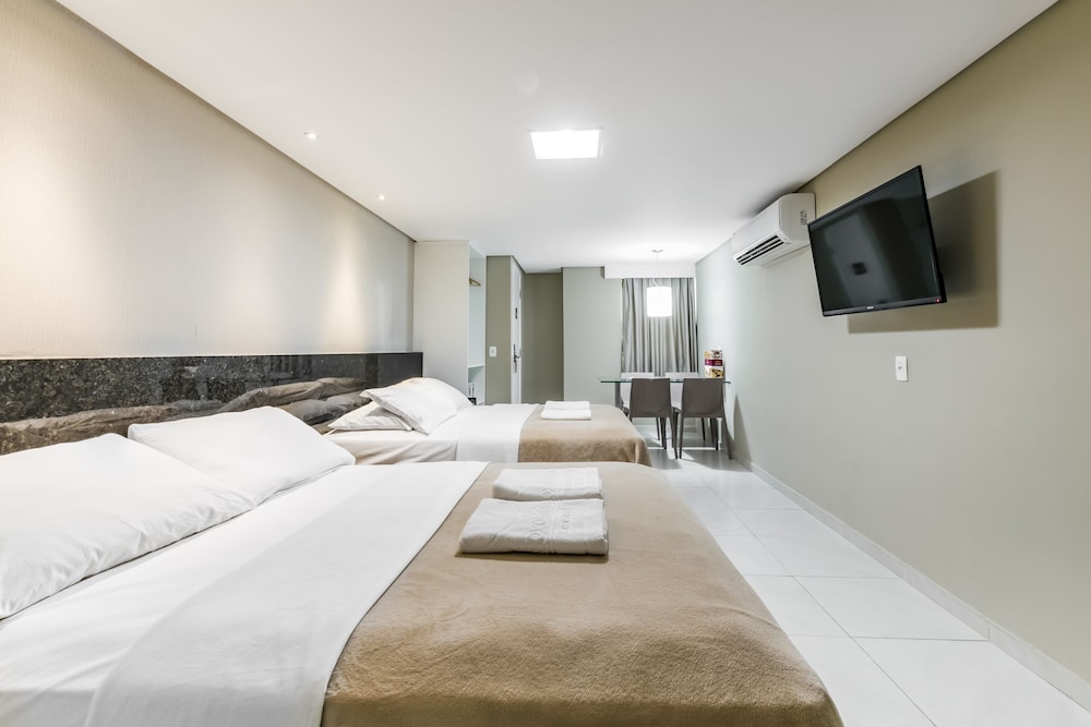 Room (Master) photo 3