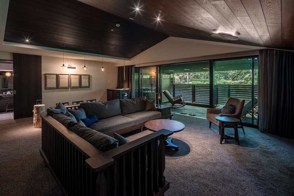 Executive Suite photo 2