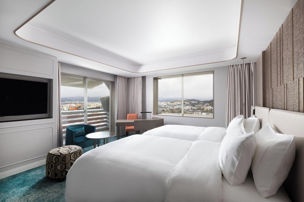 Deluxe Room, 2 Twin Beds (View) - Photo 7