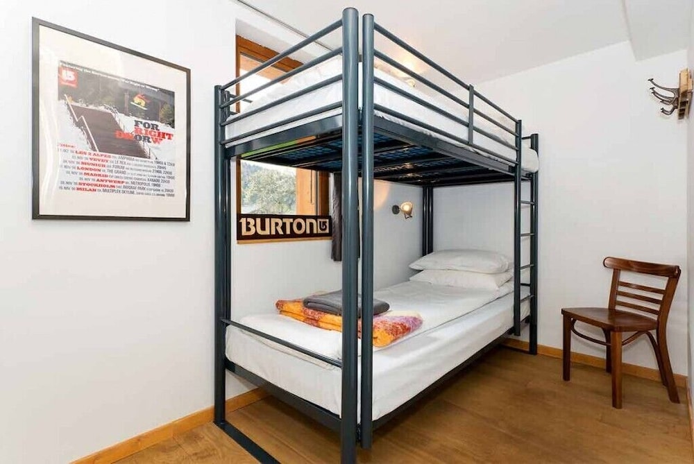 Budget Twin Room - Bunk Bed photo 1