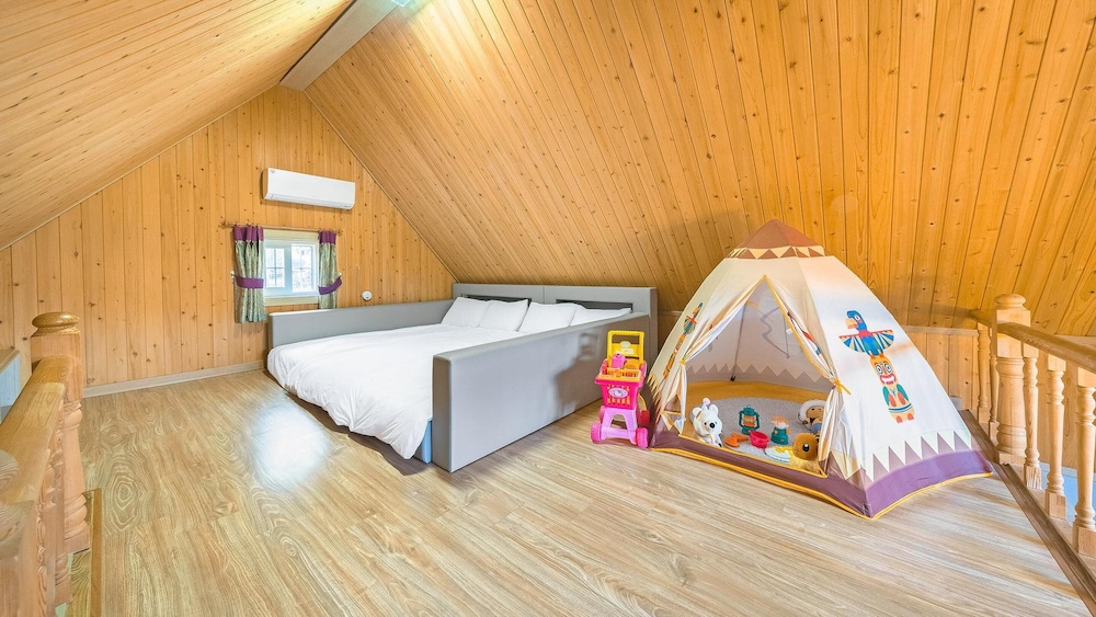 Basic Room, 2 Bedrooms (saesbyeol3(kidsroom,poolvila)) - Photo 2