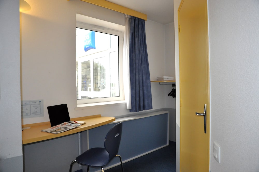 Triple Room, Multiple Beds photo 2