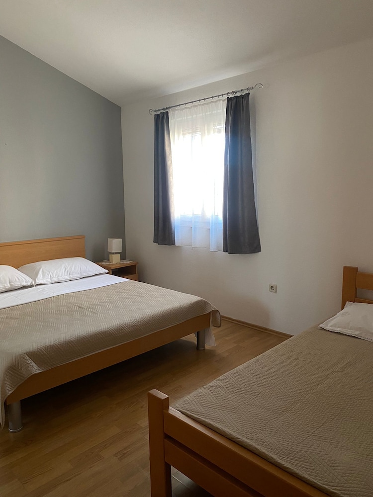 Comfort Apartment photo 1
