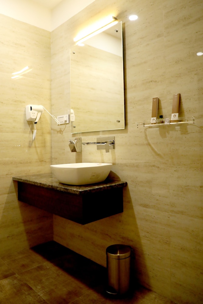 Premium Room - Photo 4