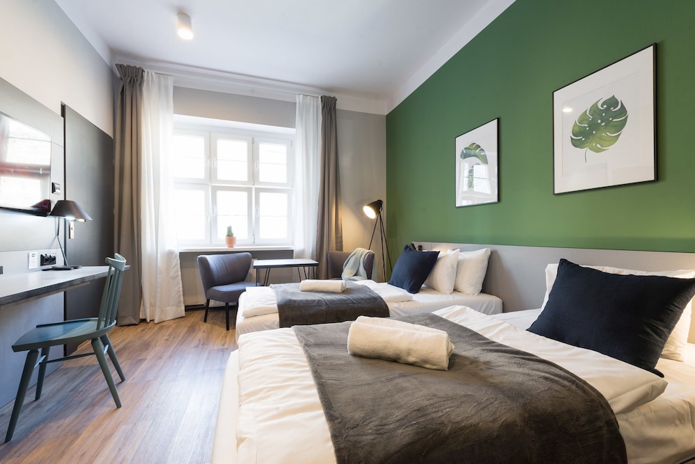 Standard Twin Room, 1 Bedroom, Private Bathroom, City View
