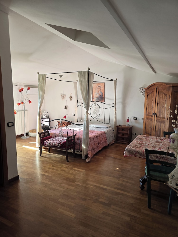 Junior Room