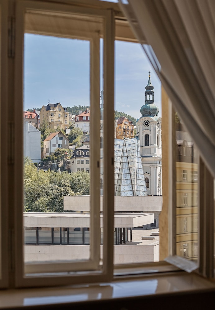 Deluxe Double Room, Balcony, City View - Photo 9