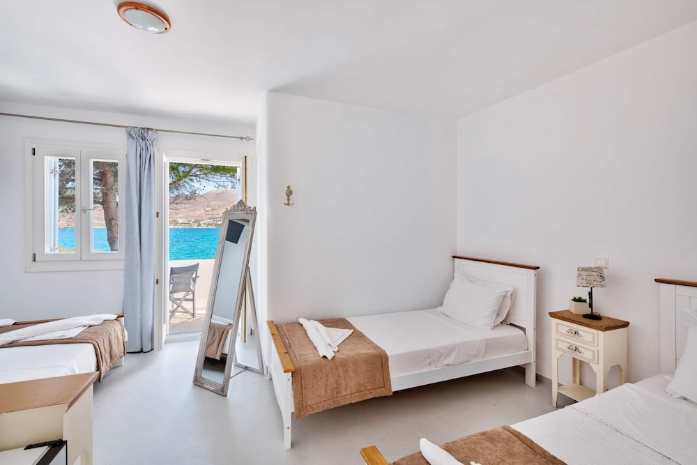 Quadruple Room, Sea View