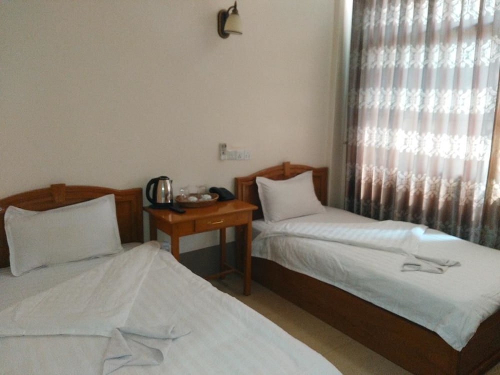 Superior Twin Room, Non Smoking photo 2