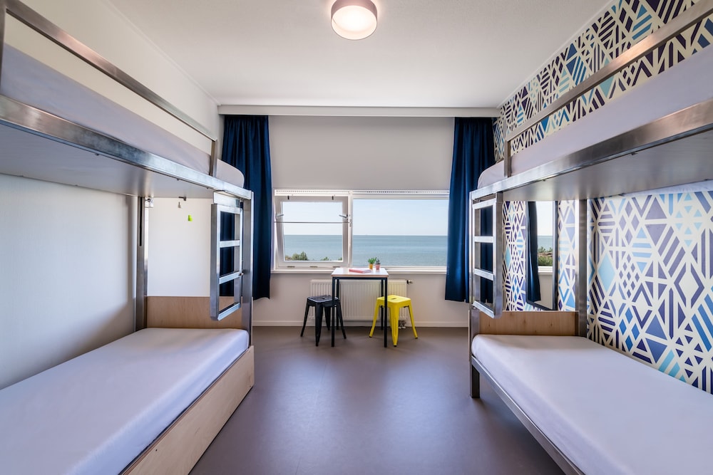 Comfort Double Room, Private Bathroom (Bunk beds) photo 2
