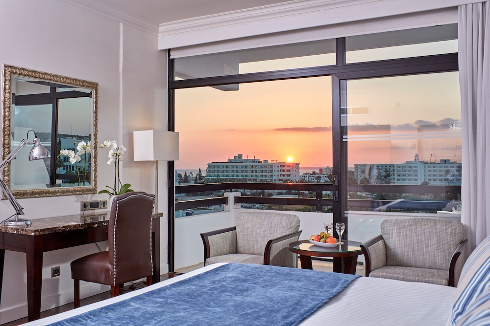 Standard Room, Partial Sea View - Photo 6
