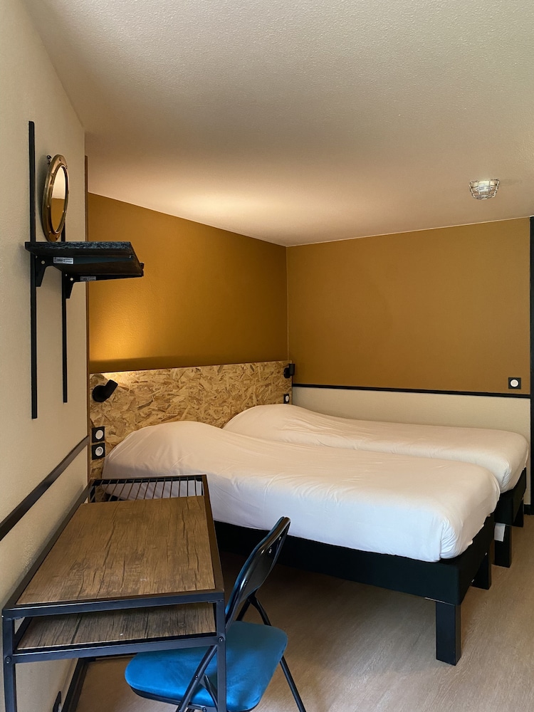 Room, 2 Twin Beds (Pop) - Photo 3