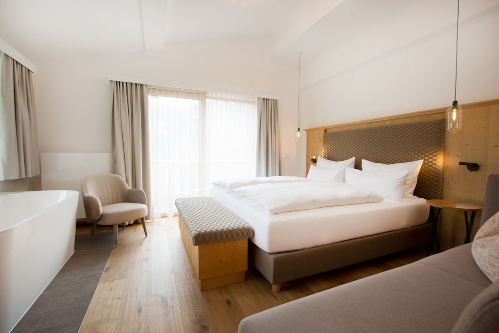 Comfort Double Room, Balcony