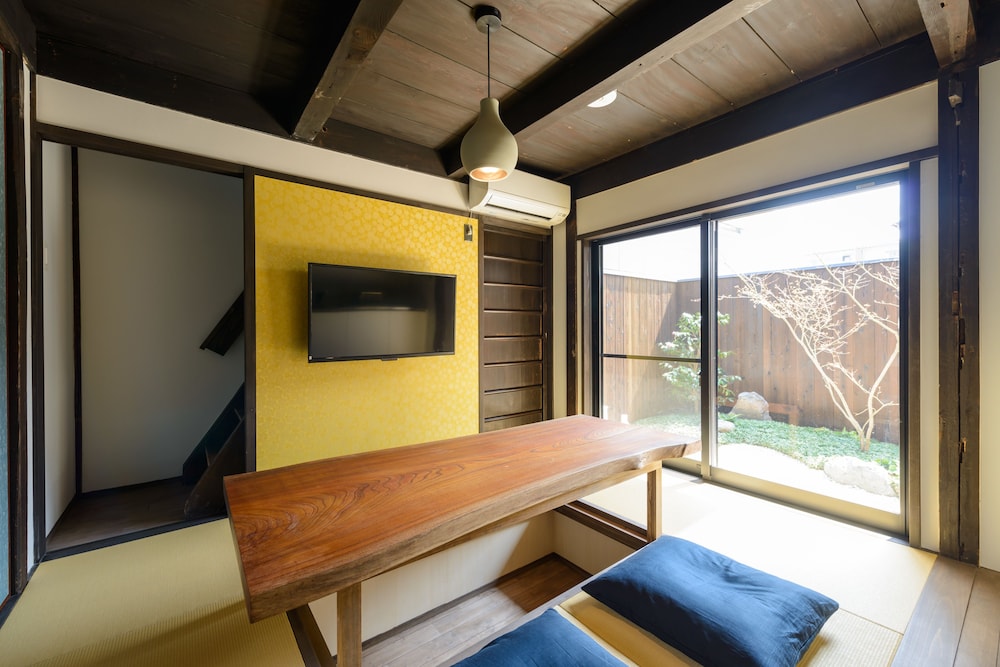 Shiki Homes | TSURU KAME 鶴亀