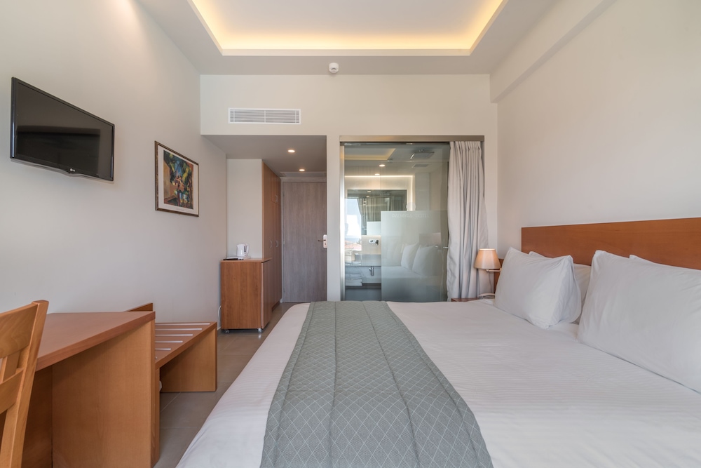 Standard Room, Pool View