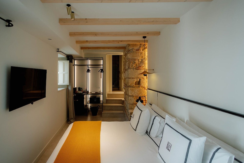 Classic Double Room, Courtyard View - Photo 1