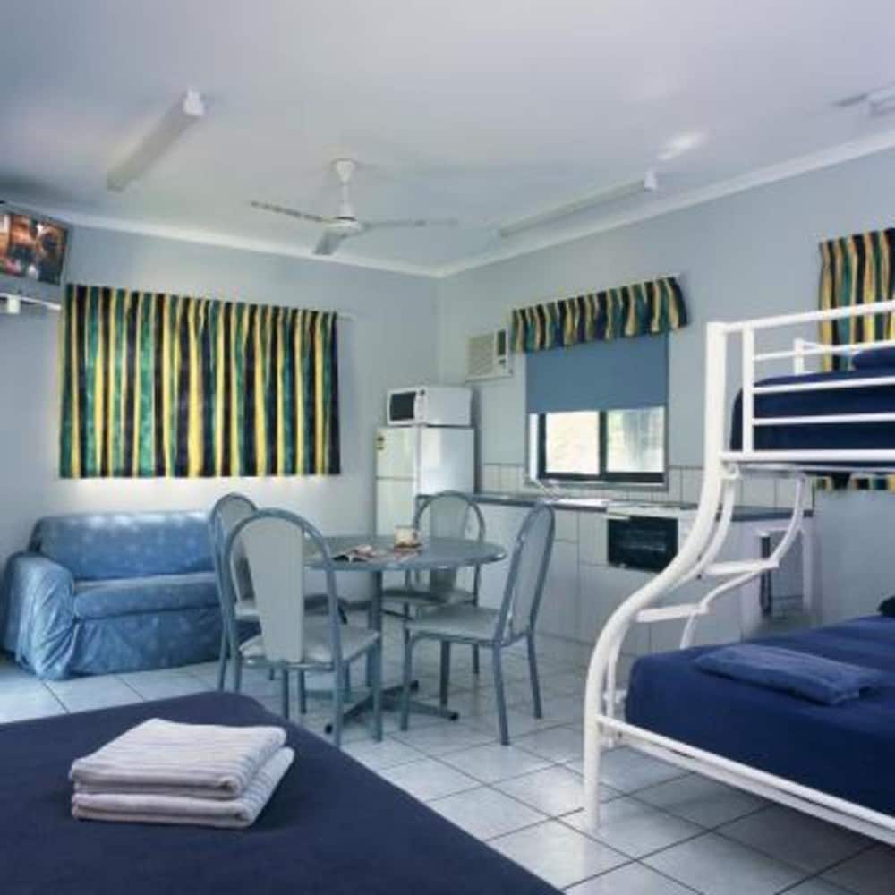 Deluxe Room, Standard Studio, Non Smoking, Kitchen (DELUXE VILLAS) photo 2