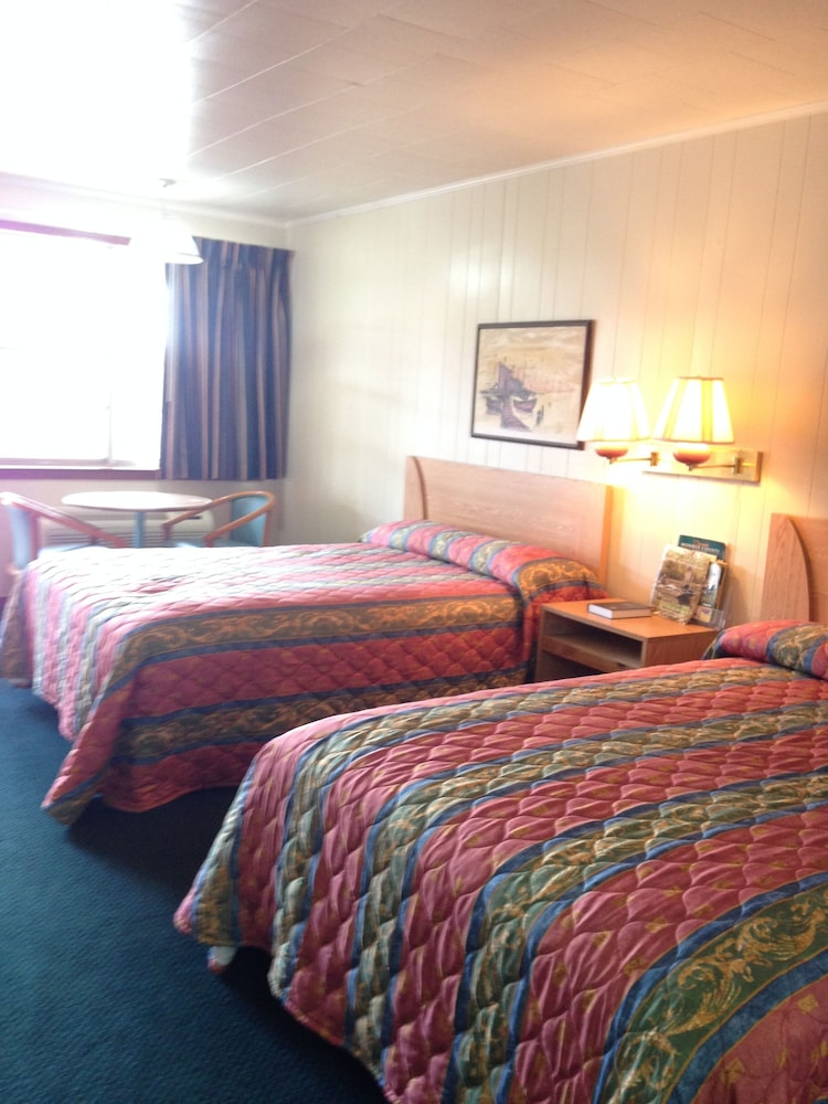 Standard Double Room, 2 Double Beds, Non Smoking