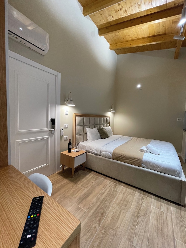 Billede 2 af Deluxe Double Room, Balcony, Garden View