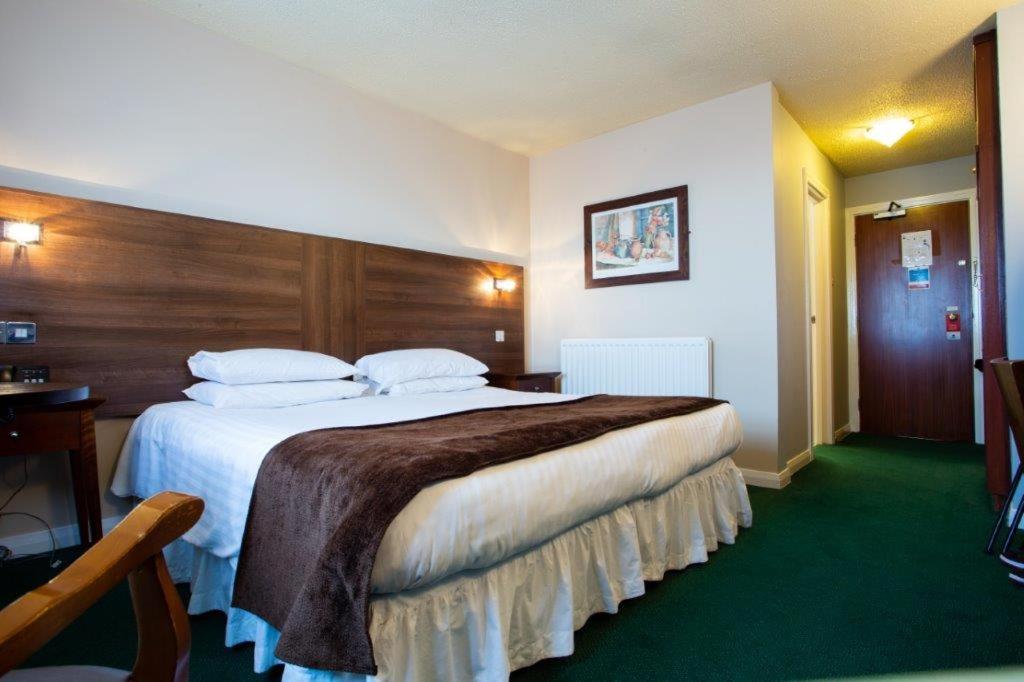 Standard King Room - Photo 3