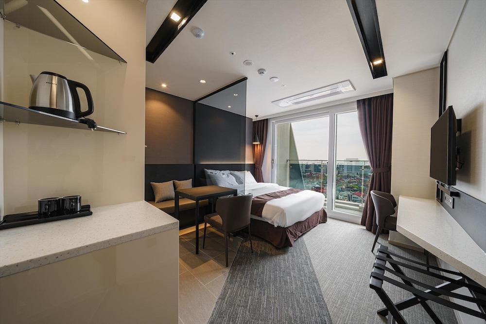 Standard Double Room - Photo 2