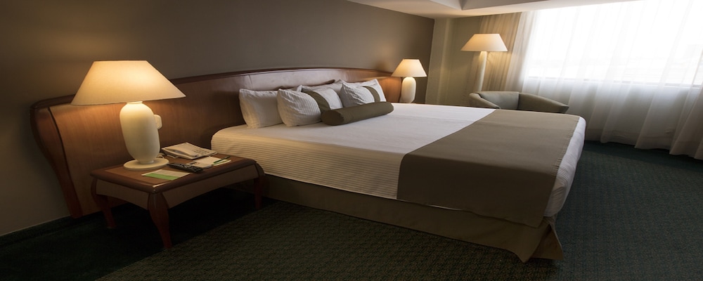 Room, 1 King Bed (Preferencial) - Photo 1