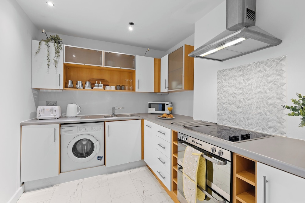 Super Stylish 2bed 2bath Apartment in Nottingham City - Free Parking, Zdjęcie 18