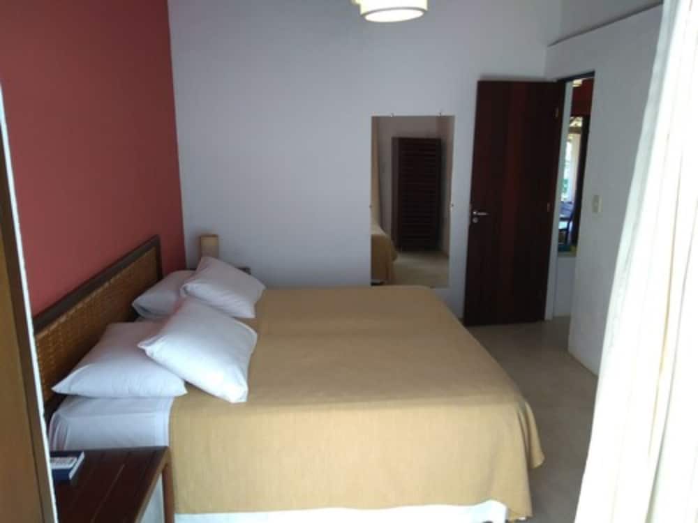 Apartment, 2 Bedrooms, Partial Ocean View