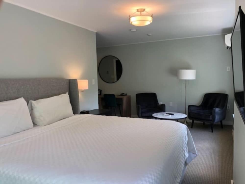 Executive Room (5)