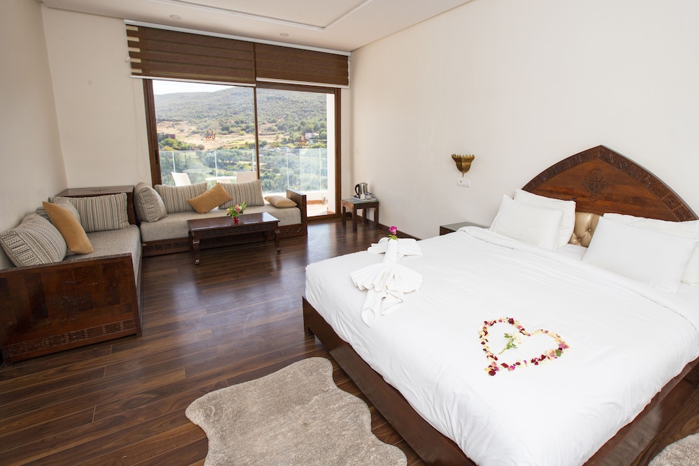 Senior Suite avec Terrasse photo 2