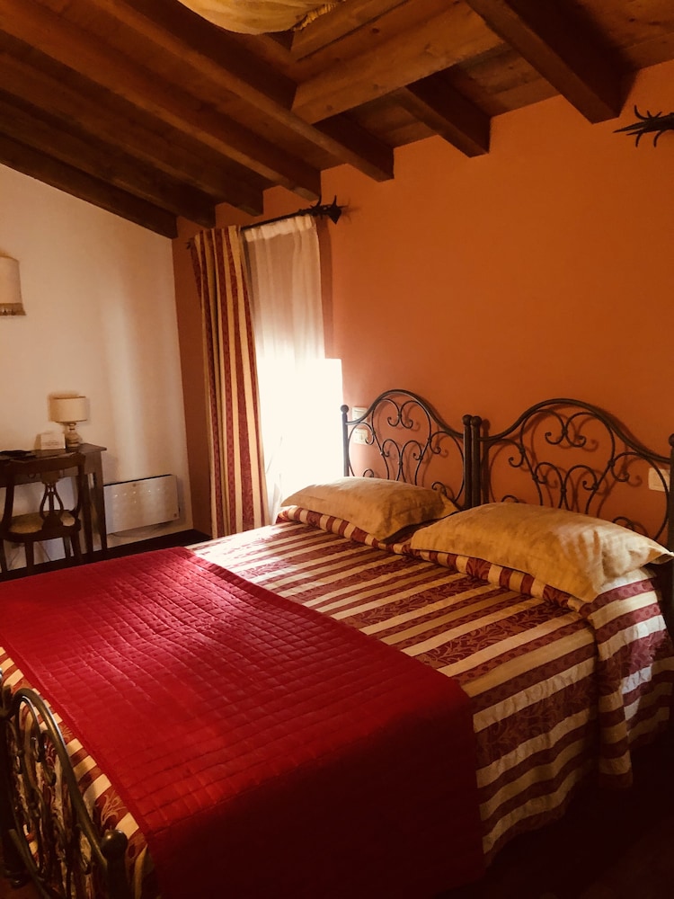 Basic Double Room Single Use photo 1
