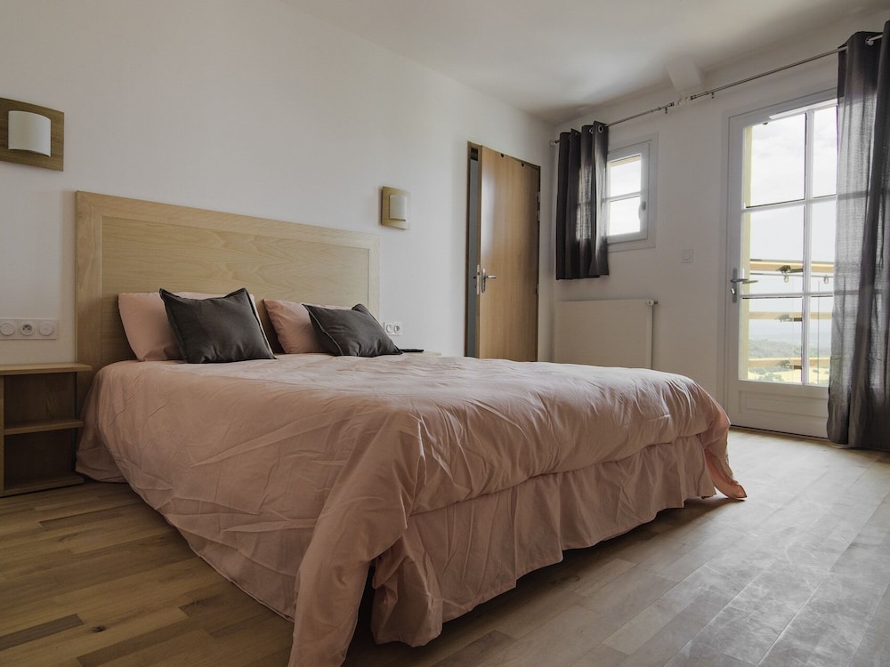Standard Double Room, Ensuite (RDC)