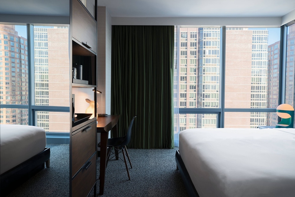 Room, 1 King Bed, City View (Hearing Accessible)