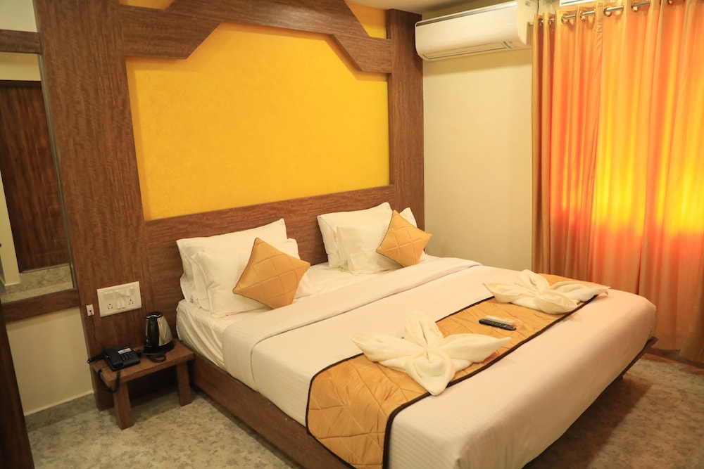 Junior Studio Suite