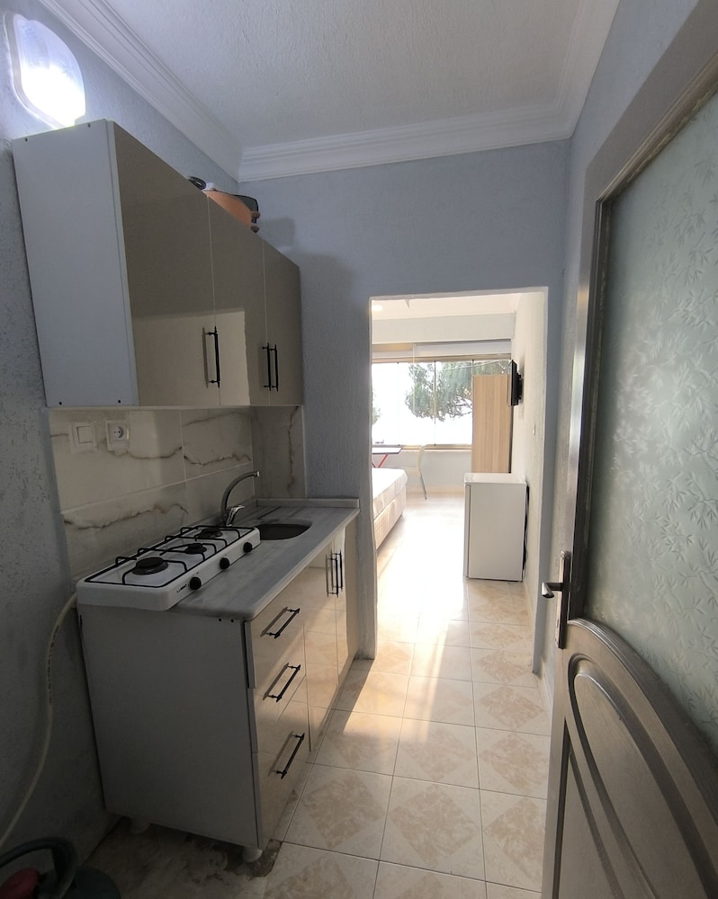 Romantic Studio Suite photo 2