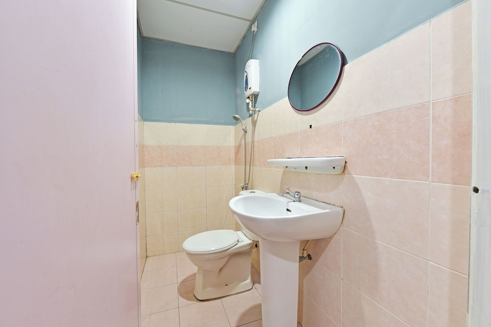 Deluxe Triple Room photo 2