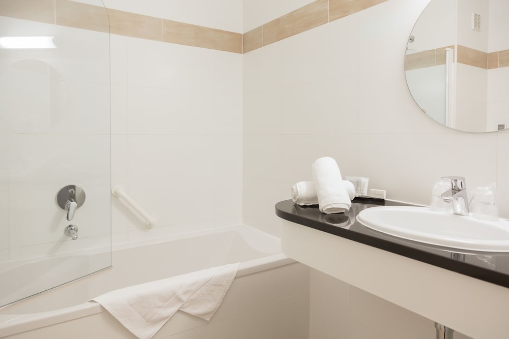 Economy Double Room - Photo 5
