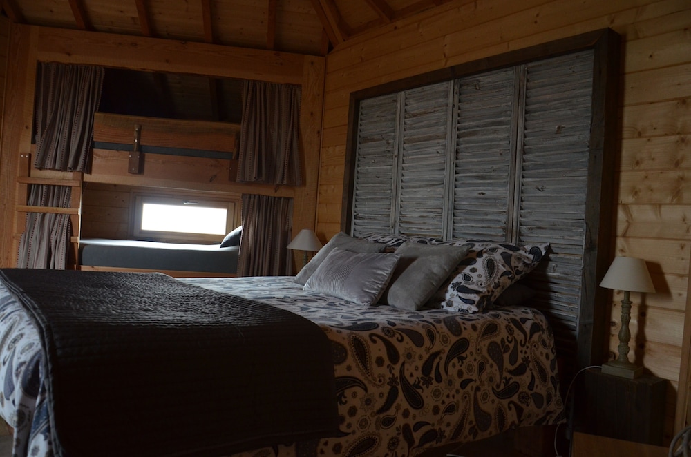 Tree House, 1 Bedroom (Gorgone)