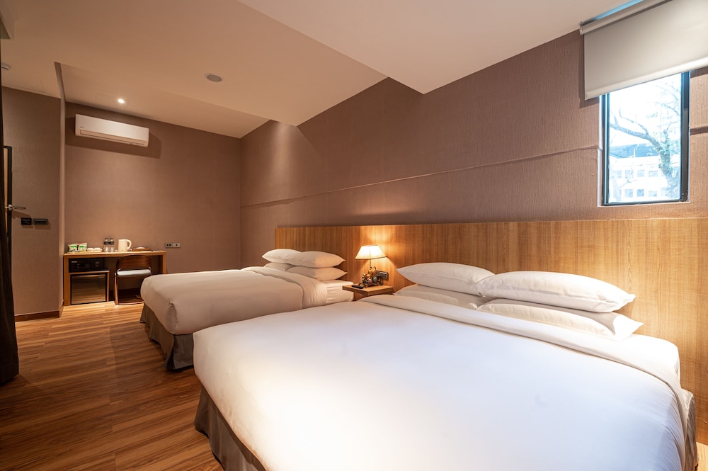 Family Studio Suite