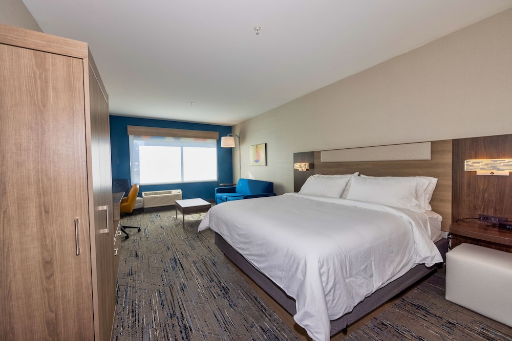 Holiday Inn Express & Suites - Harrisonburg University Area by IHG, Photo 11