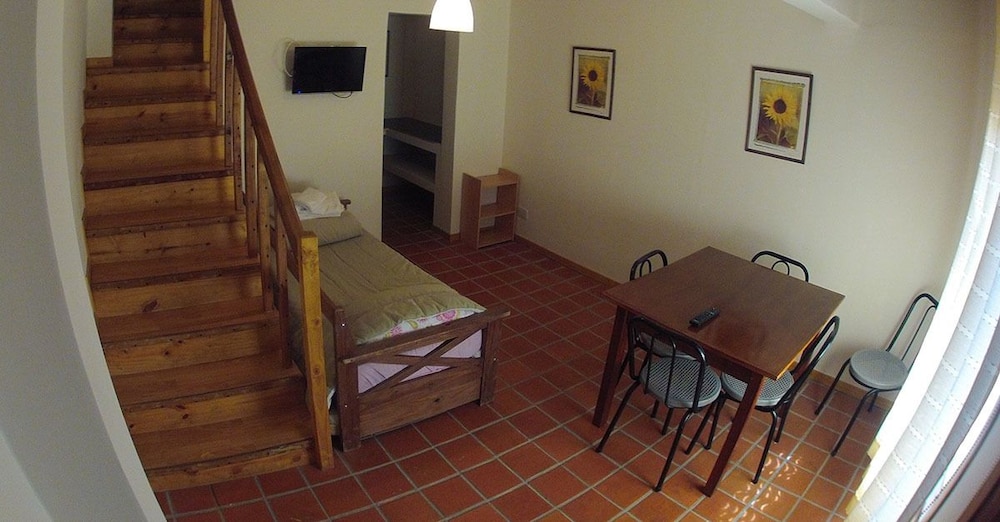Apartment photo 3