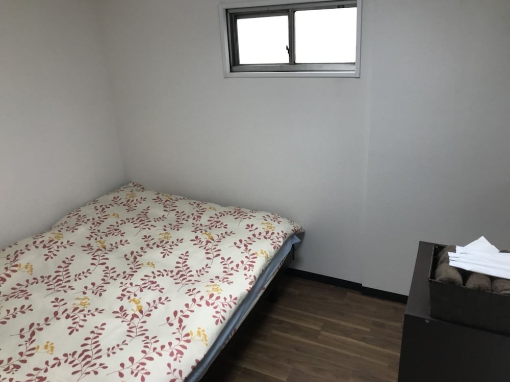 Economy Double Room (2) photo 3